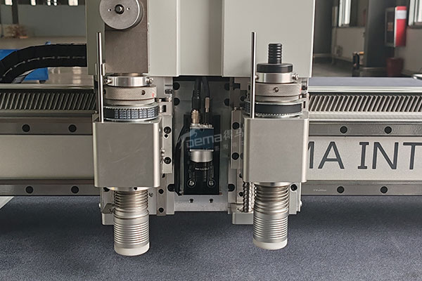 得馬高速裁切機