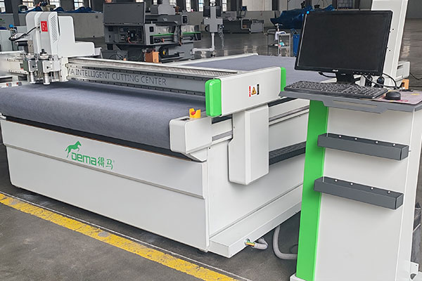 得馬高速裁切機F11-1625